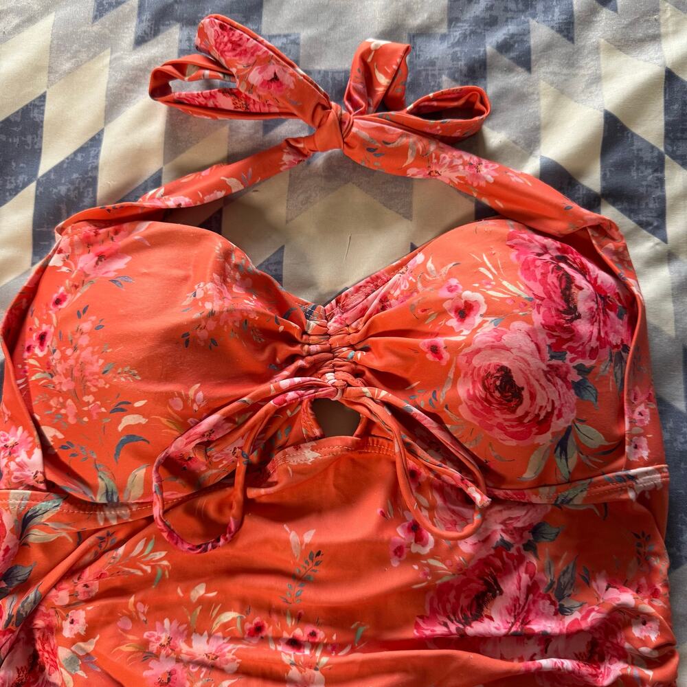 Maternity One Piece Swimsuit Floral Halter Ruched Size L - Picture 3 of 8